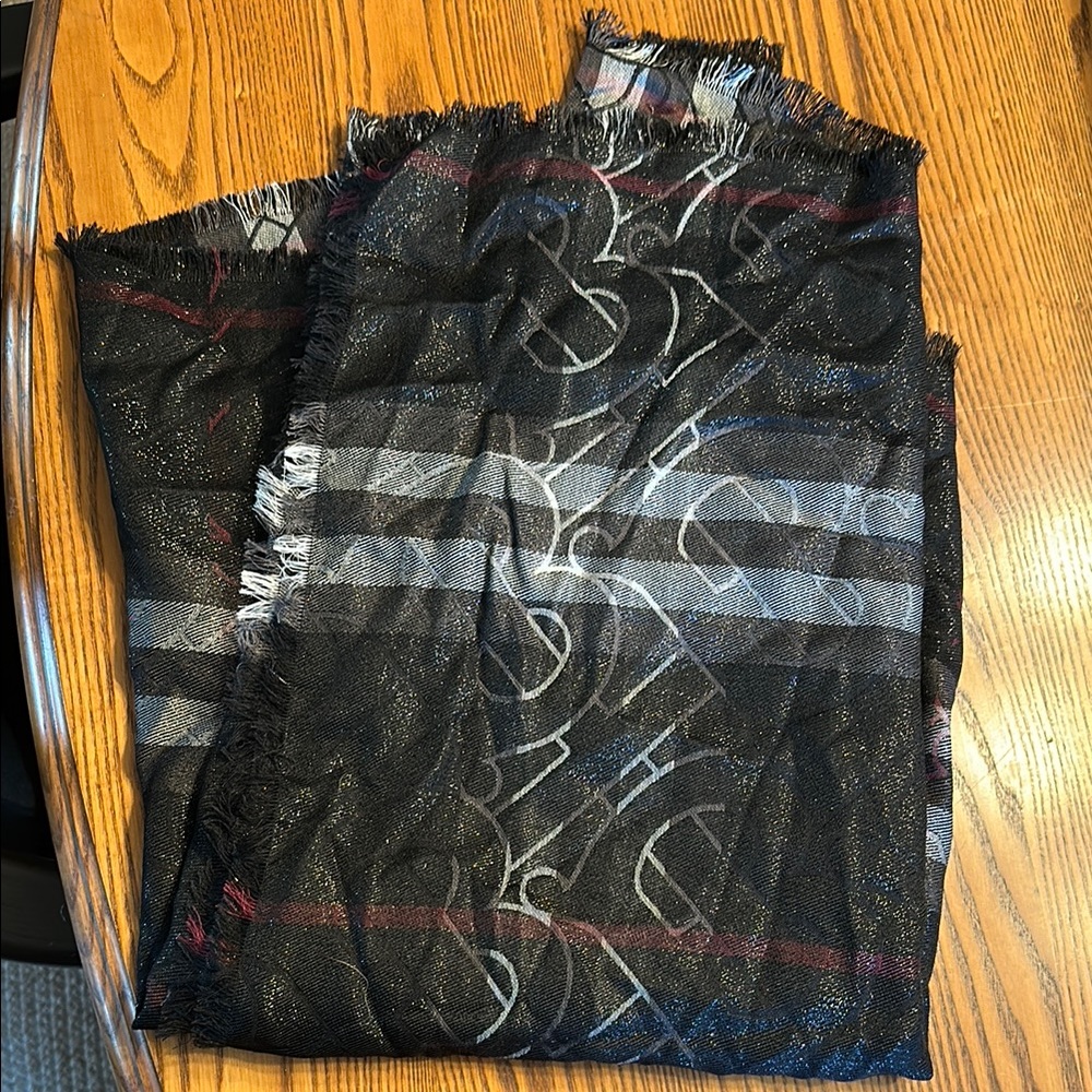Burberry Black and Gray Patterned Scarf